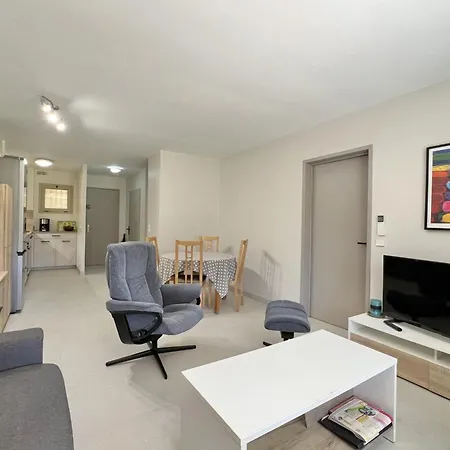 With Pool Near The Sea Апартаменты Жуан-ле-Пен