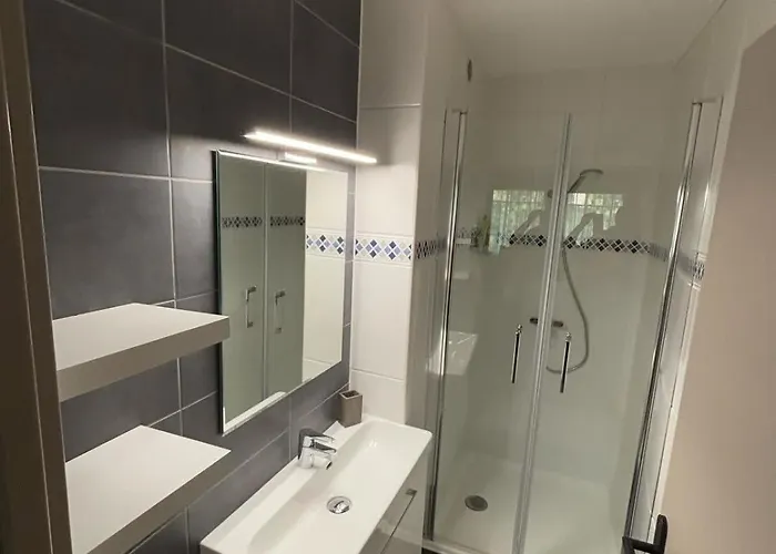 With Pool Near The Sea * 胡安莱潘